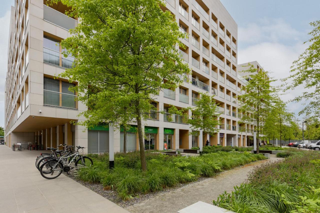 Stylish Apartment Kolejowa & Parking & Balcony By Noclegi Renters Varsóvia Exterior foto